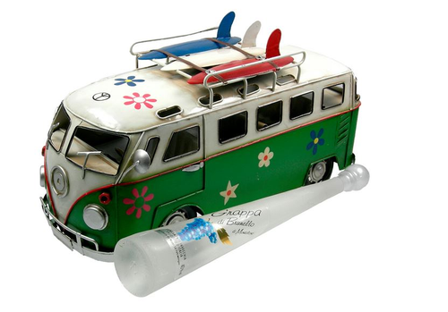 VW Bus Metall mit Grappa Barolo